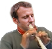 macron-flute-pipeau-risitas