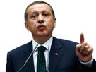 serieux-petit-parle-doigt-leve-erdogan