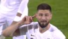 giroud-main-risitas-oreille-chut