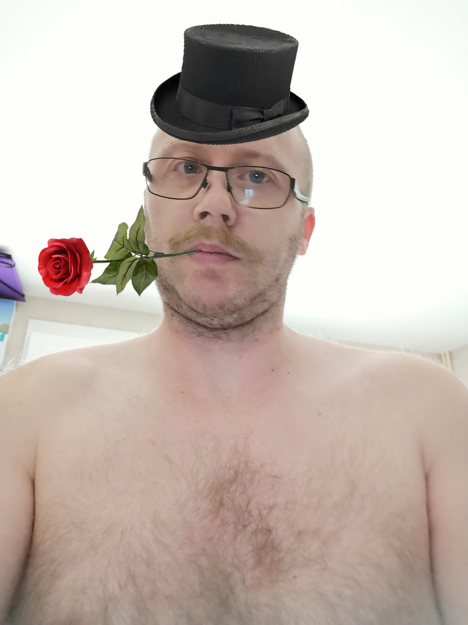 rose motard other cocofr chapeaux pedophile