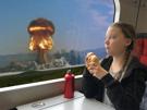 greta-dejeuner-bombe-explosion-champignon-atomique-petit-train-magique-ecologie-thunberg-other