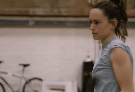 gif-other-doigt-montre-du-ridley-daisy