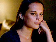 gif alicia vikander fille