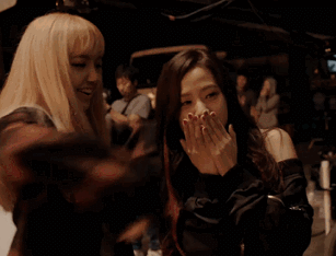 kikoojap lisa alice gif blackpink