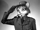 soldat-a-casquette-starfox-tinnova-officier-krystal-vous-adventures-armee-salut-militaire-garde