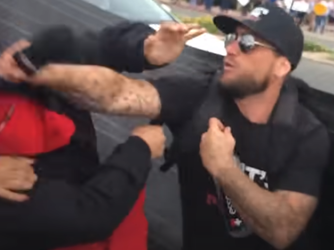 defoncer aya valeurs droite antifa other ahi facho