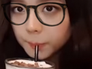 other-lunettes-drink-zoom-jisoo