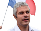 droite-french-drapeau-les-right-patriote-francais-republicains-manifestation-wauquiez-flag-politic-france-ump-conservateur-normal-laurent-liberal
