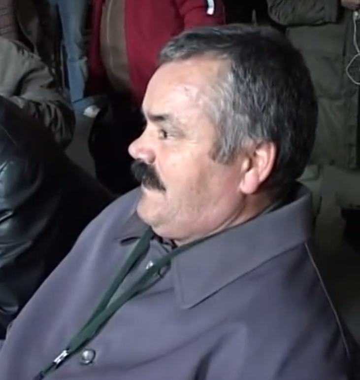 strict risitas communiste staline