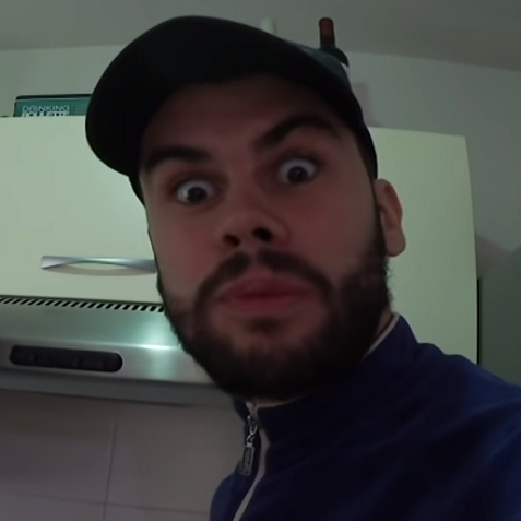 bouzi mdr risitas lebouseuh