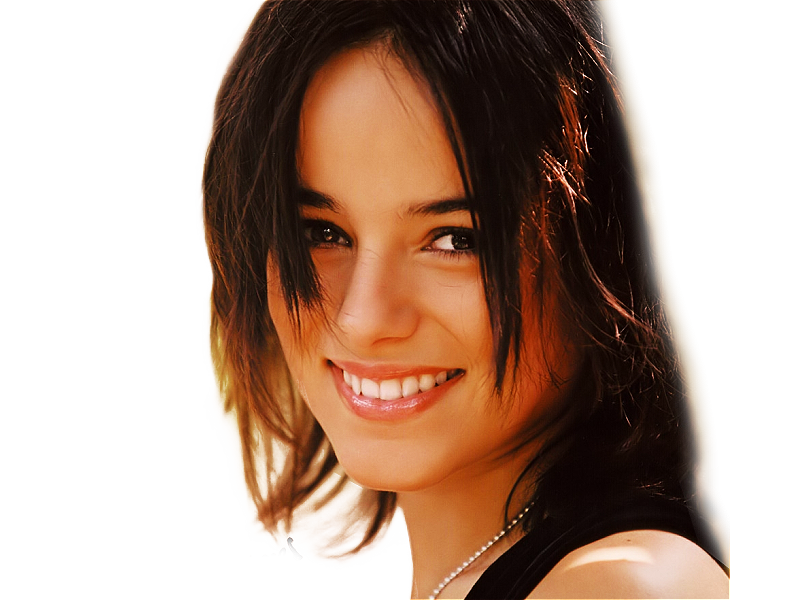 fille femme risitas brune alizee