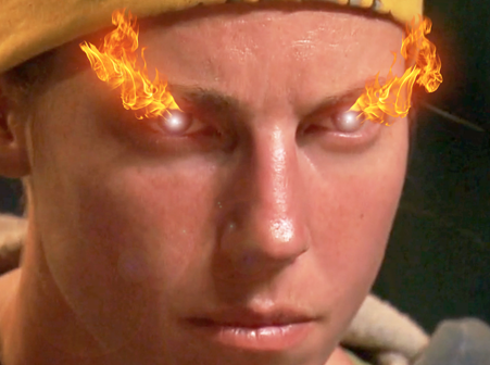 colere yeux rage kohlanta enerve lanta femme flamme risitas meuf koh folle fille baston alix feu bouche