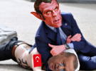 macron-politic-erdogan-majin-larme