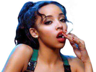 qlcm fille tinashe qlm metisse femme draekoort cigarette metis fume paz belle