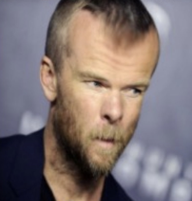 warnard grosse gauchiste tete