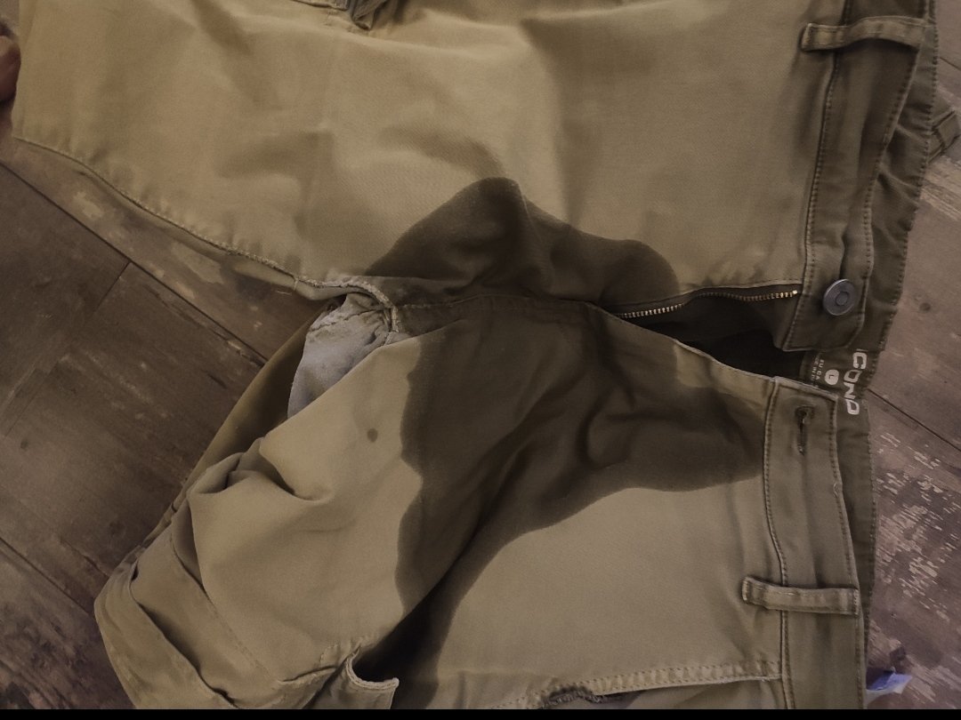 toque porte peur short police de pisse