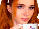 twitch-risitas-amouranth-rousse-tasse-coeur