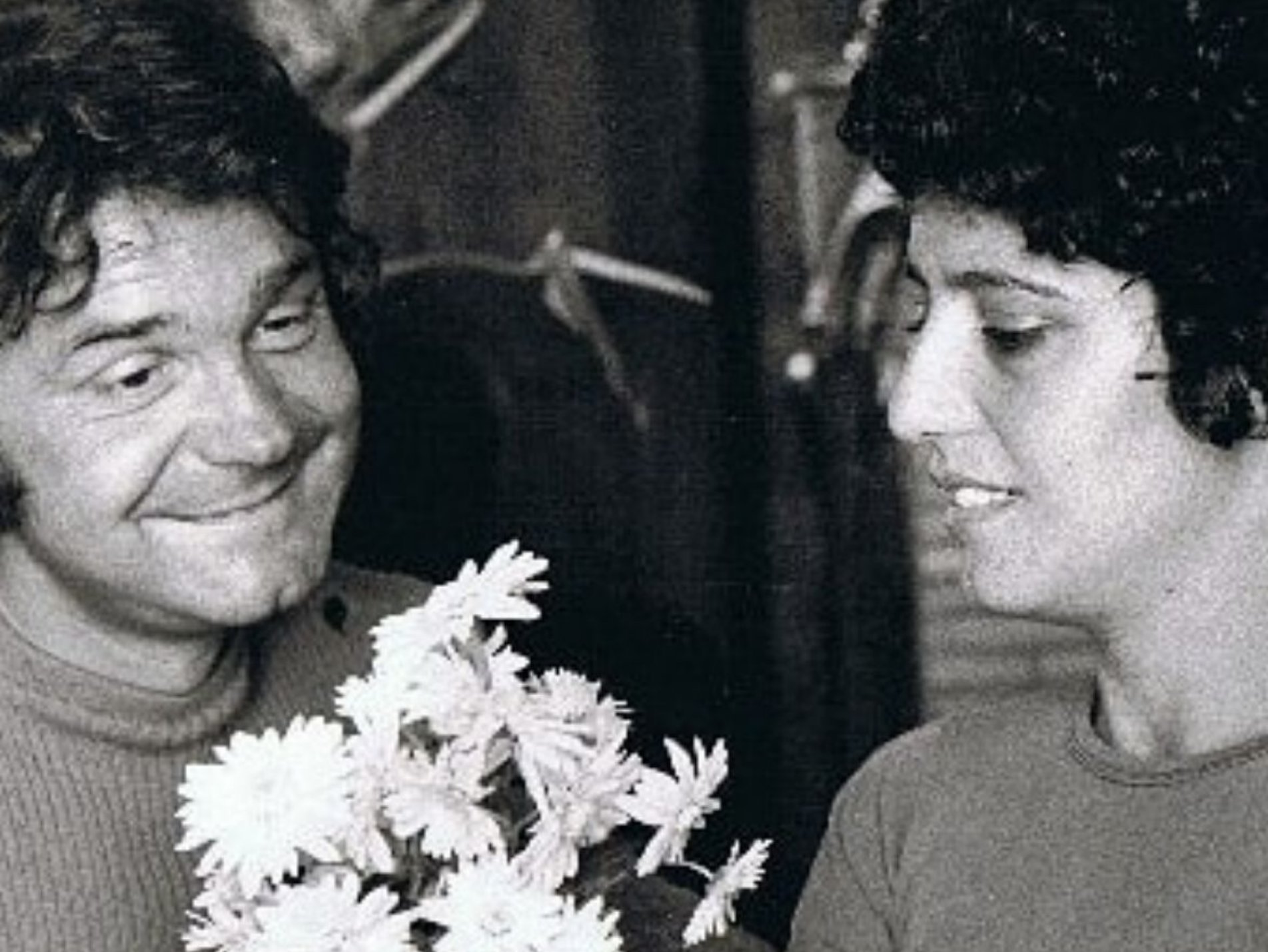 gow cuckaah fleurs canard francaismoyen celestin copine tintinaah niais perret meuf joufflu bogoss pierre timide