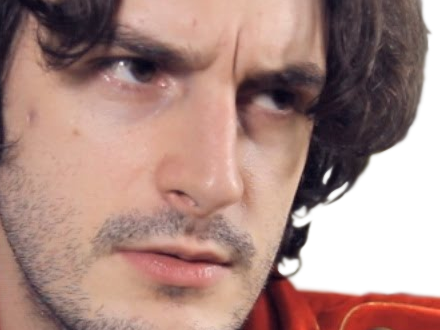 bob serieux grave tinnova boblennon regard zoom lennon