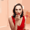 actrice-wonder-gadot-lipstick-woman-sexy-notice-a-maquillage-mannequin-other-red-femme-rouge-levre-gal