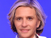 macresse valerie sketch fusion politic pecresse bonnet macron blanc emmanuel mascarade