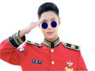 2022-militaire-taemin-lunettes