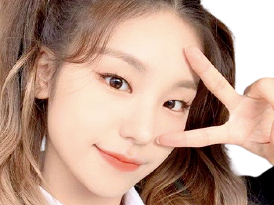 rire kpop itzy qlc nekoshinoa yeji hwang