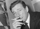 yves-montand-clope