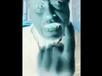 fou excite hurle cri fantome