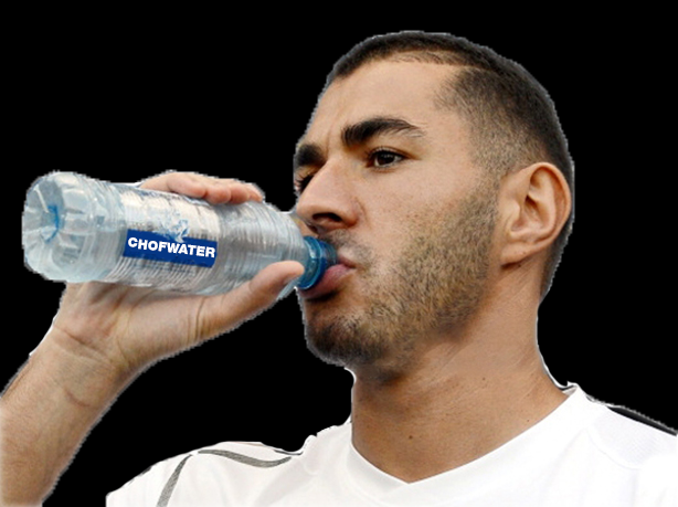 nueve benz benzema chof