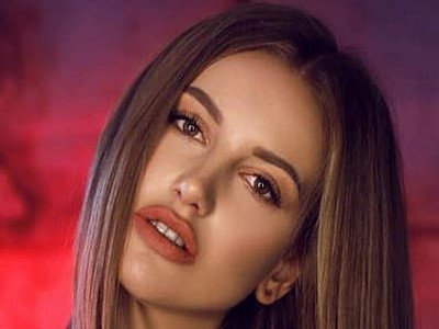 10sur10 xenia ukraine ukrainienne dj sans vergogne