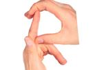 r-majuscule-lettre-lettres-alphabet-main-mains-post-ou-cancer-langue-des-signes