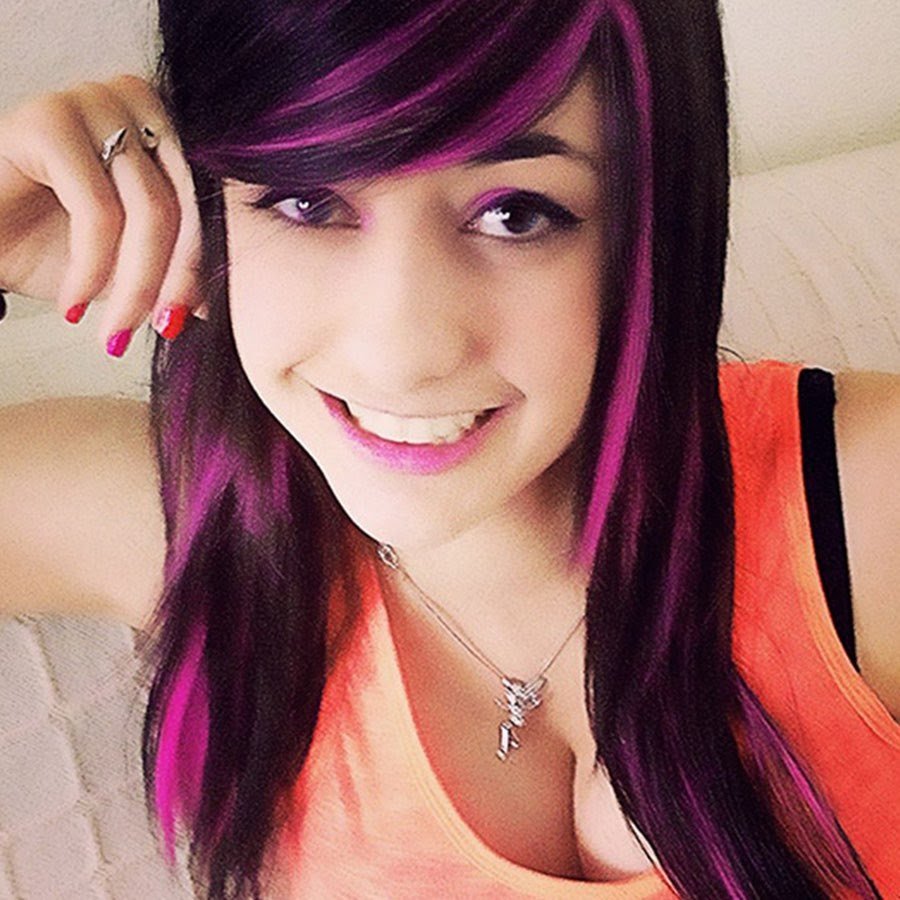 alice bloody girl alicebloodygirl nichons gros grosnichons boobs egirl