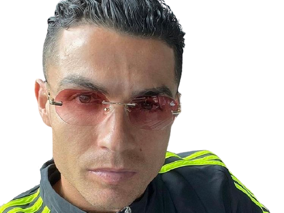 Sticker ronaldo qlf lunettes par sukhrVert
