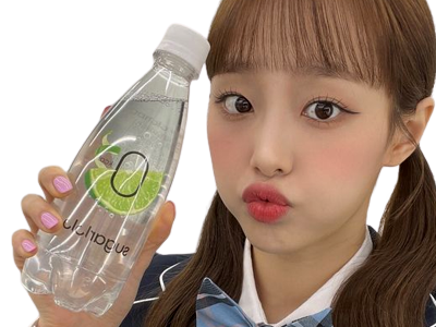 chuu kpop qlc nekoshinoa bouteille eau bois drink