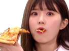hayoung-fromis-fromis9-fromis_9-qlc-kpop-nekoshinoa-eat-mange-pizza-repas-dine-snack