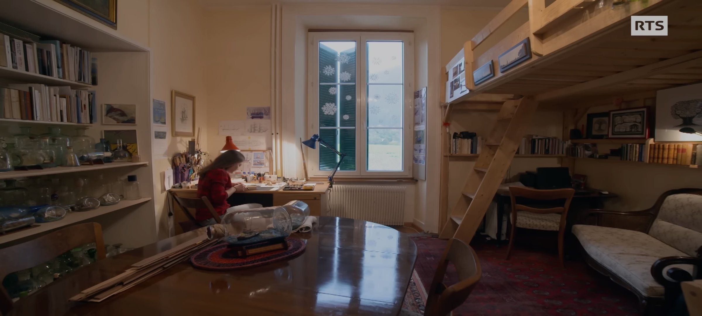 passe moi les jumelles