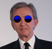 bernard-arnault-golem-lunettes-bleues-anti-riche-elite