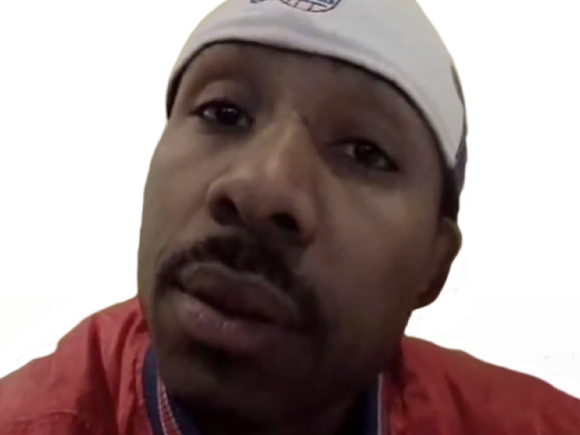 roi heenok rap rappeur casquette zoom face denonce parle