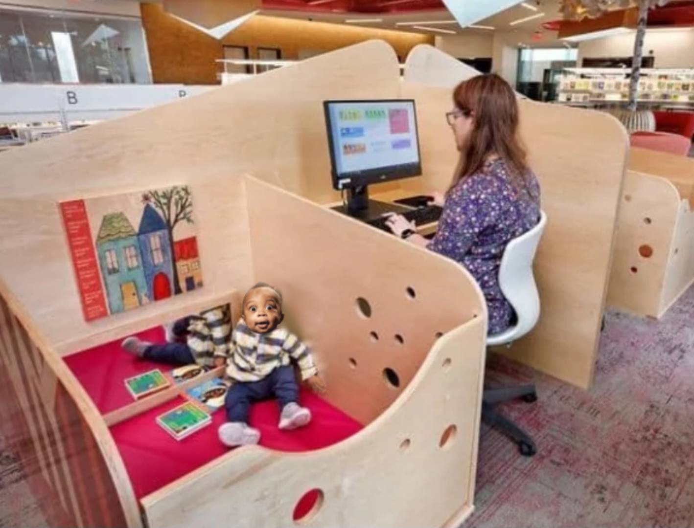 french dream bureau enfant bebe metisse work safespace moderne cage bambin femme independante