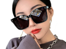 asiatique-coreenne-regard-lunettes-soleil-mode-bijou