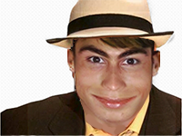 risitas cr7 ronaldo luffy chapeau sourire narquois