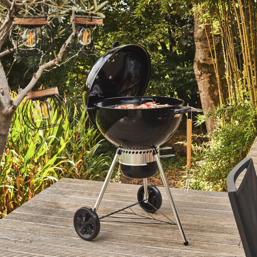 weber barbecue delire 330euros ete roulette couvercle saucisse marlou