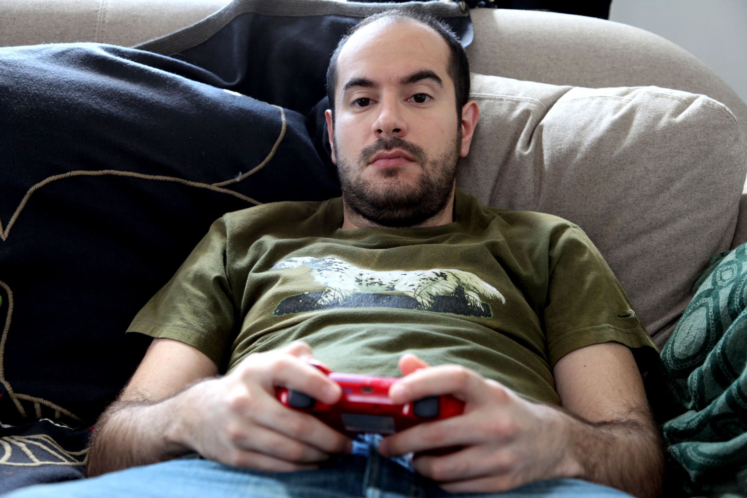 bref khojanki kian depression quadra quadragenaire vdm deprime gamer adulescent kyan serie francaise vie