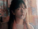 park-gyu-young-coreenne-actrice-gif-musique-danse-fume-smoke-fumee-cigarette