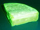 reblochon-tomme-atome-vert-alien-pourri-radioactif-nucleaire-fluorescent-phosphorescent-illumine-fromage