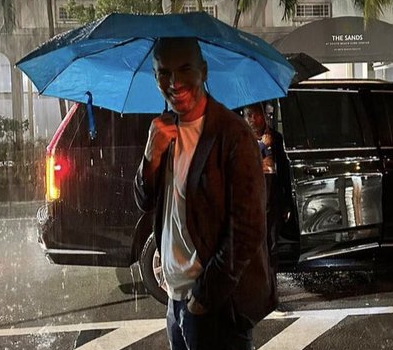 zidane pluie benzemonstre parapluie