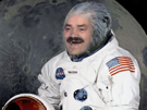 risitas-singe-gorille-tozemoon-moon-nasa-lune-usa-cosmonaute-astronaute-espace-pump