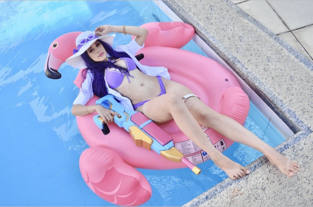 caitlyn cosplay