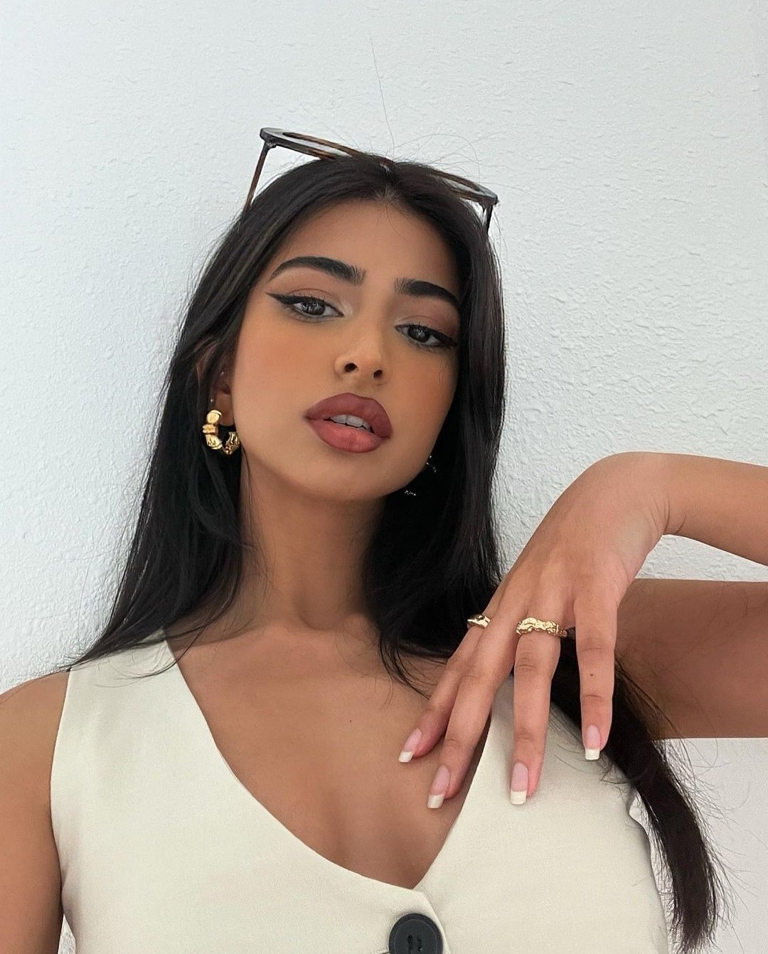 femme meuf fille arabe qlf beurette